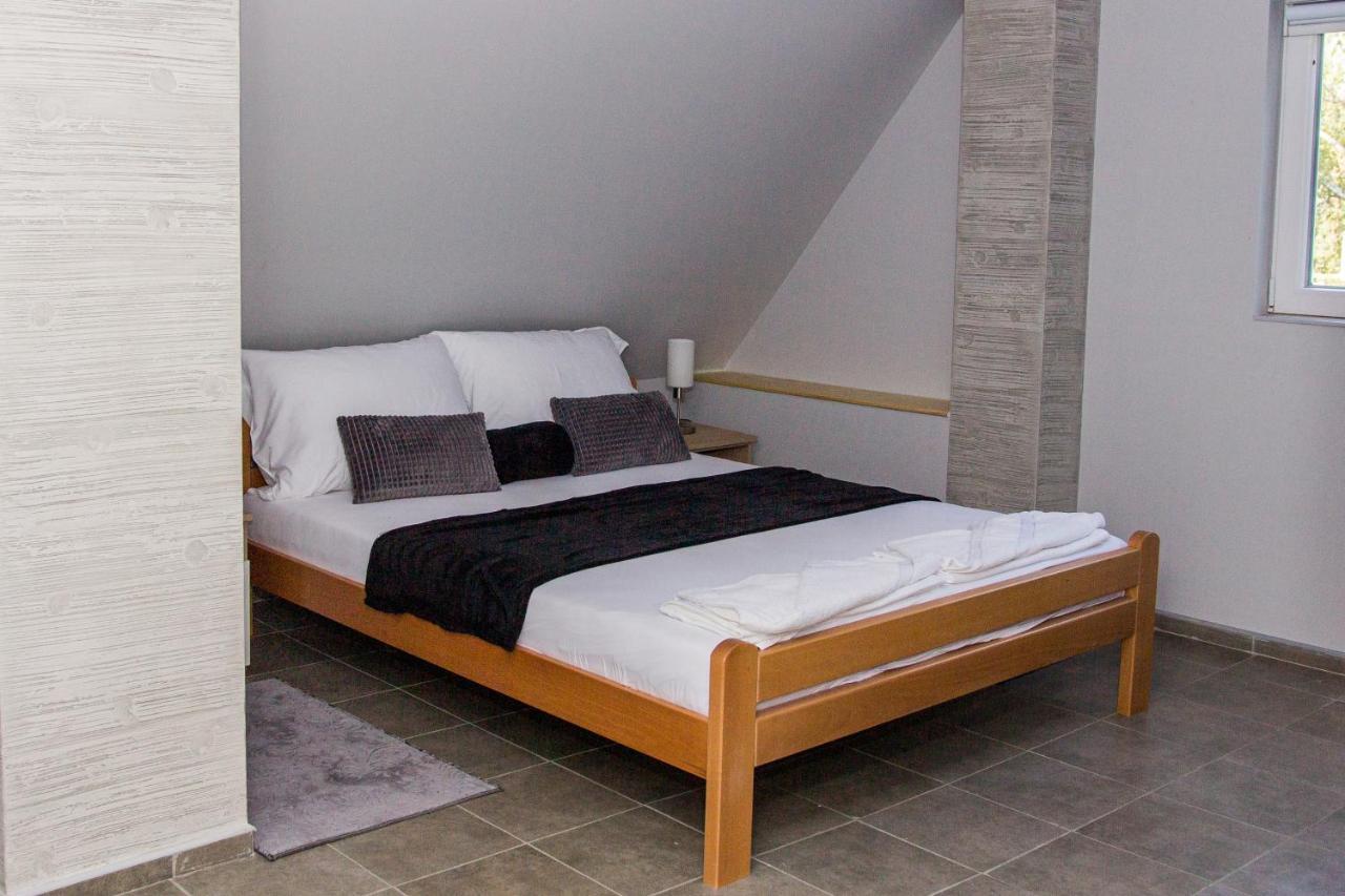 Feher Akac Guest House Palic Luaran gambar