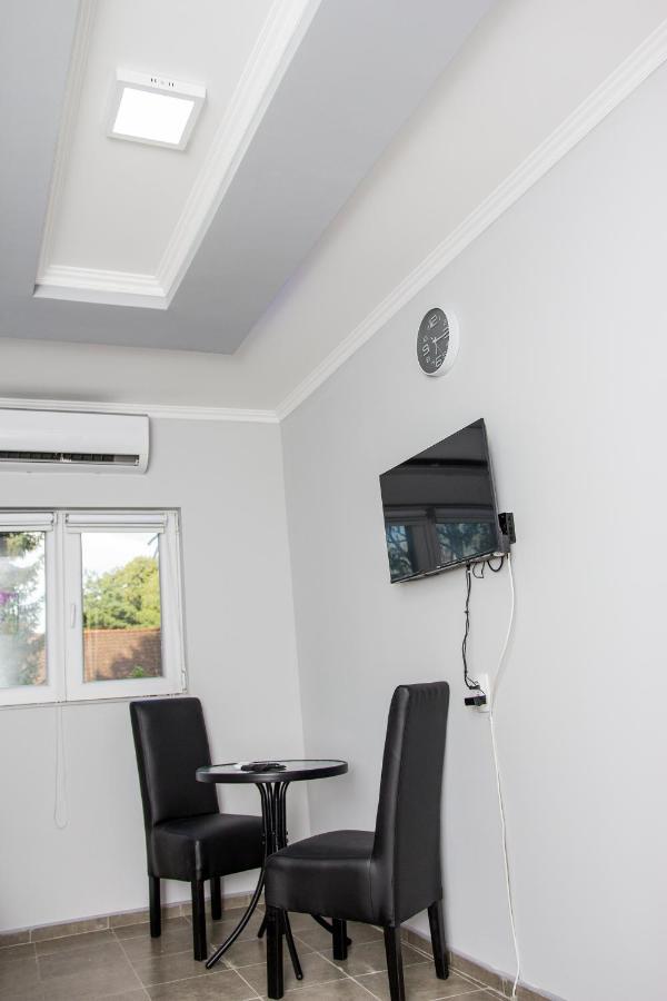 Feher Akac Guest House Palic Luaran gambar
